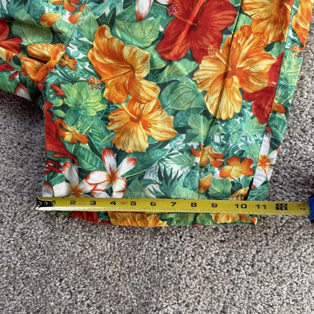 Vintage Hawaiian Shorts Mens Large Tropical Floral Cotton 7 Inseam Summer